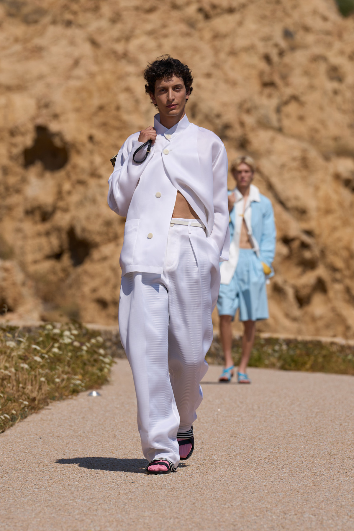 Ідеальне вбрання для відпочинку в новій колекції Jacquemus11