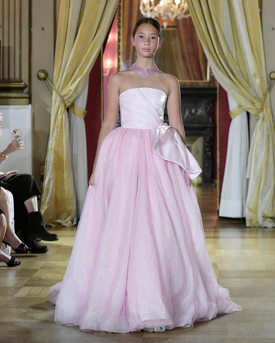 Римські Дні Моди: світові разробники одягу показали свої новітні haute couture добірки56