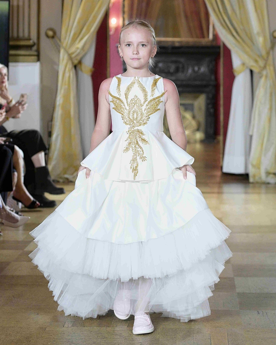 Римські Дні Моди: світові разробники одягу показали свої новітні haute couture добірки40