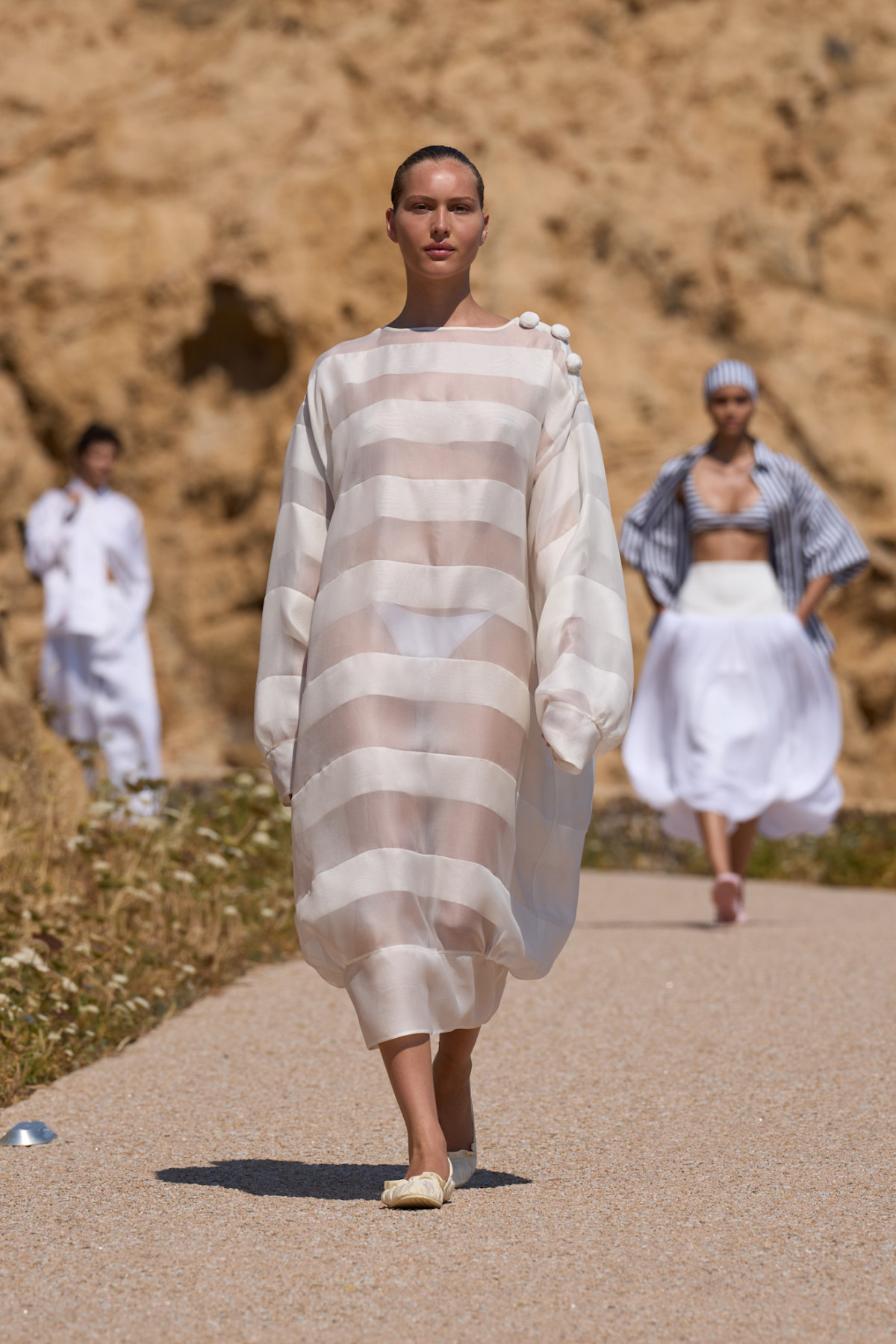 Ідеальне вбрання для відпочинку в новій колекції Jacquemus10