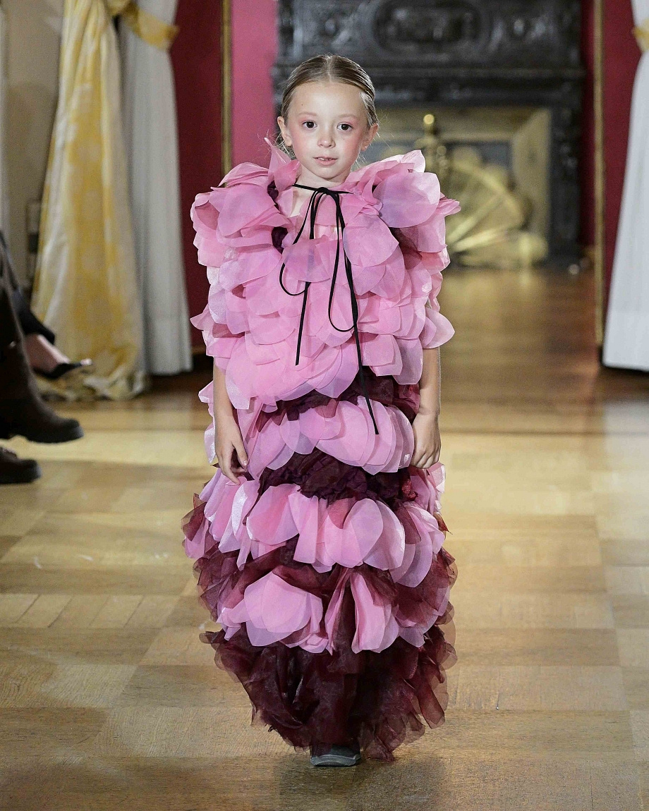 Римські Дні Моди: світові разробники одягу показали свої новітні haute couture добірки64