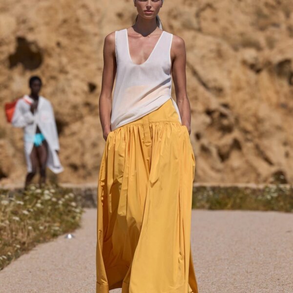Jacquemus представив найефектнішу колекцію літа 2027 — після неї виникло бажання негайно вирушити у відпустку