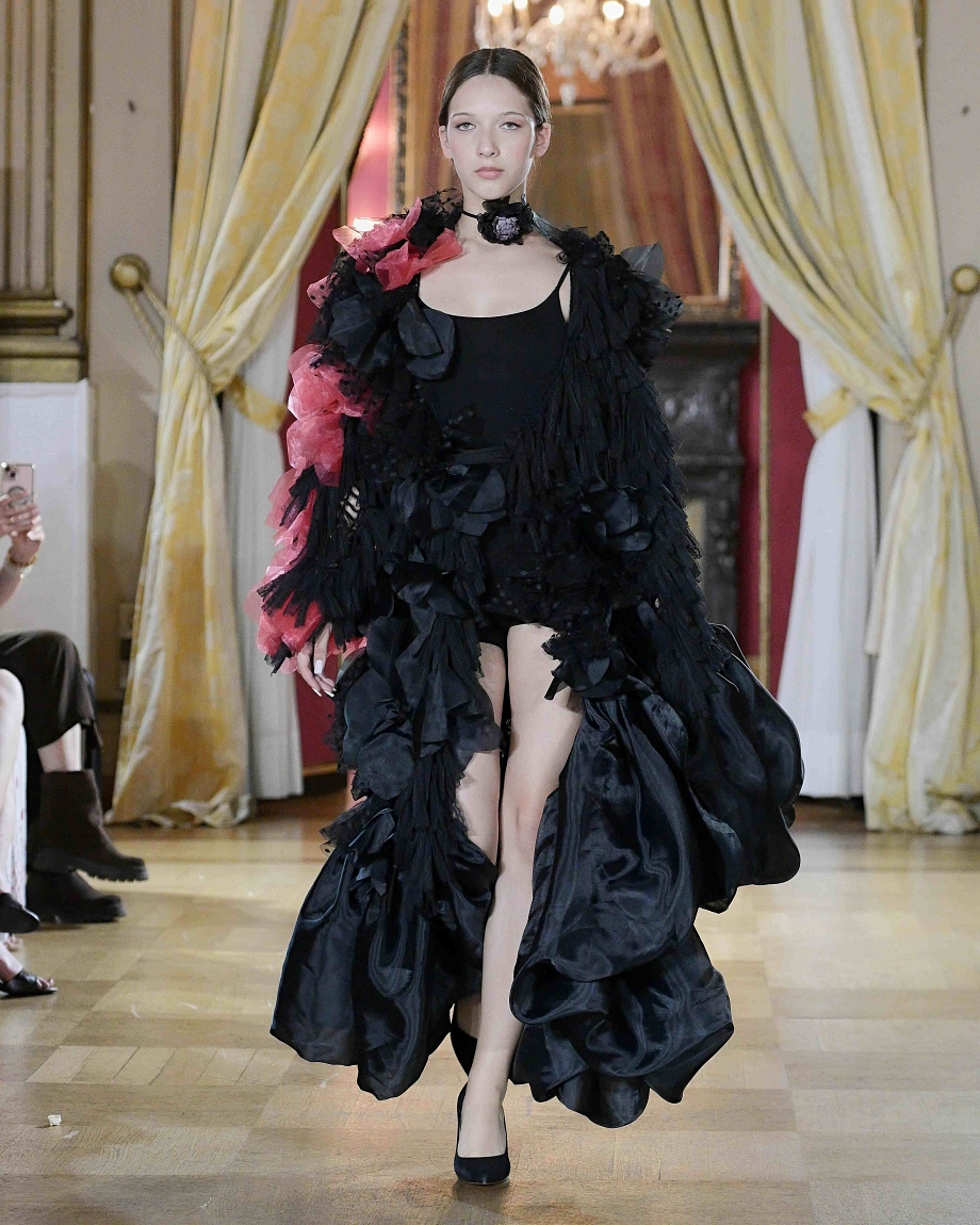 Римські Дні Моди: світові разробники одягу показали свої новітні haute couture добірки81