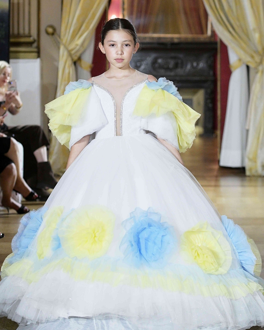 Римські Дні Моди: світові разробники одягу показали свої новітні haute couture добірки57