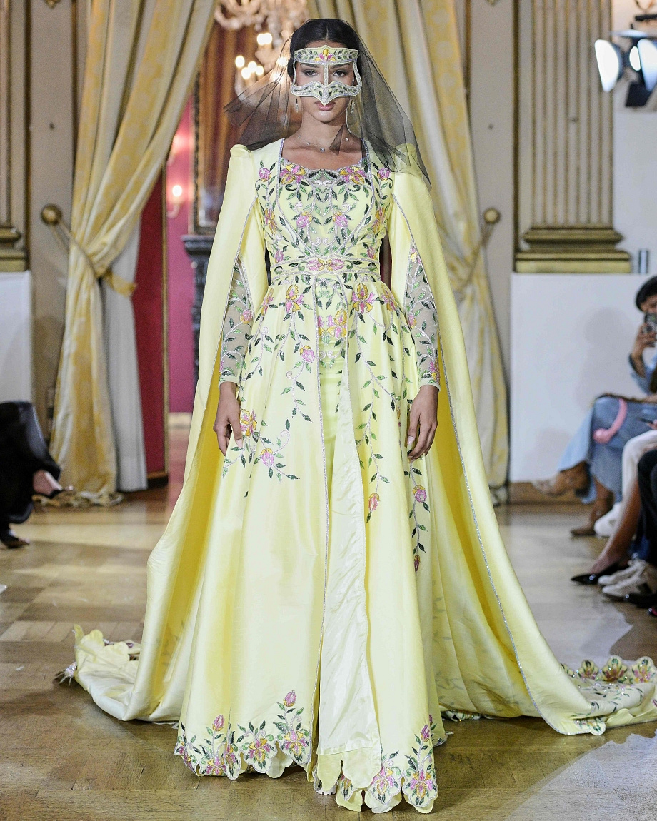 Римські Дні Моди: світові разробники одягу показали свої новітні haute couture добірки17