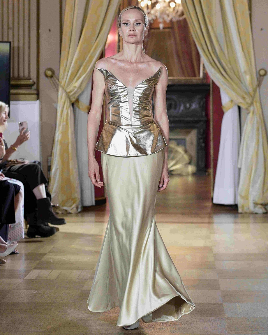 Римські Дні Моди: світові разробники одягу показали свої новітні haute couture добірки26