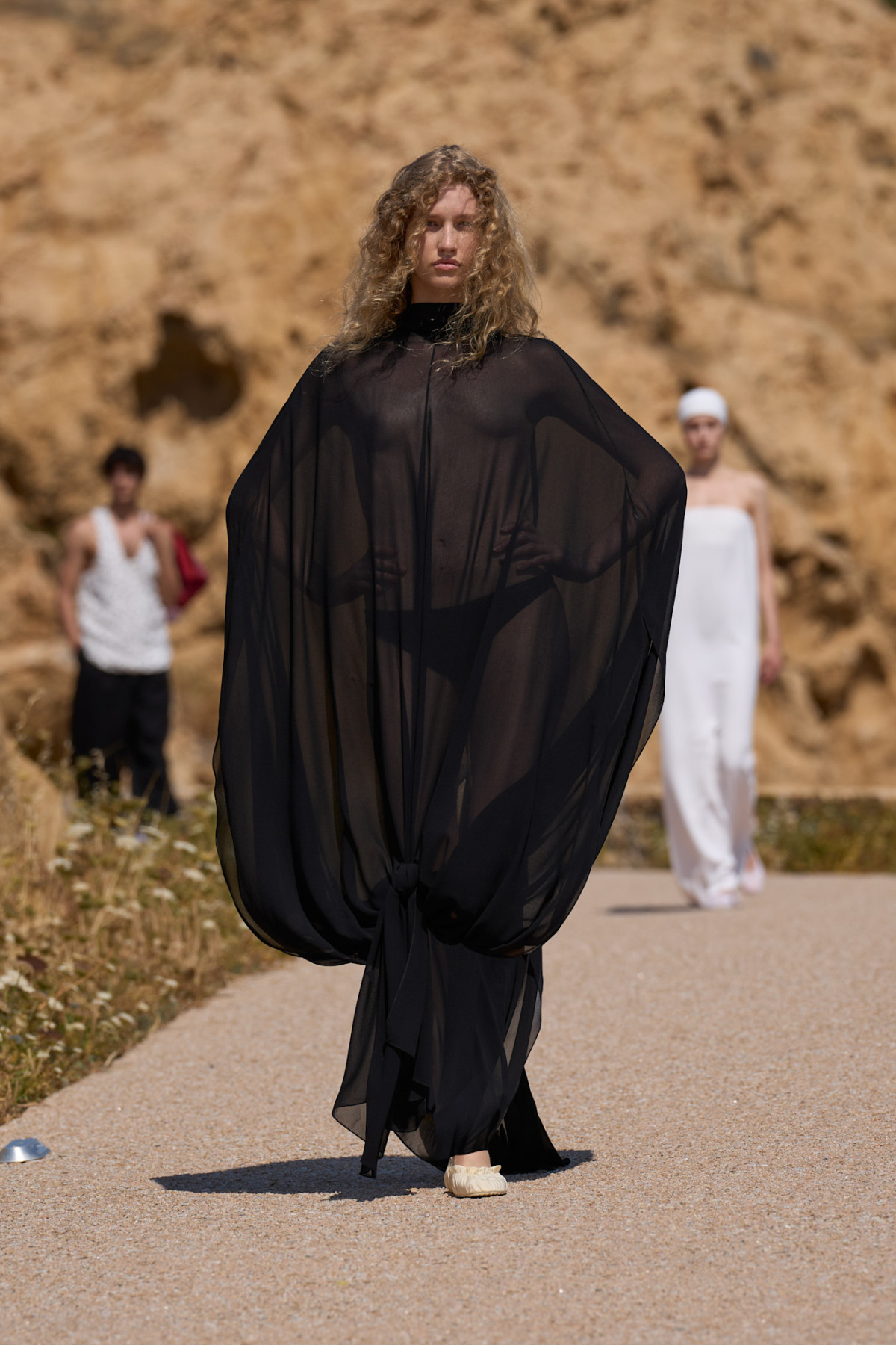 Ідеальне вбрання для відпочинку в новій колекції Jacquemus21