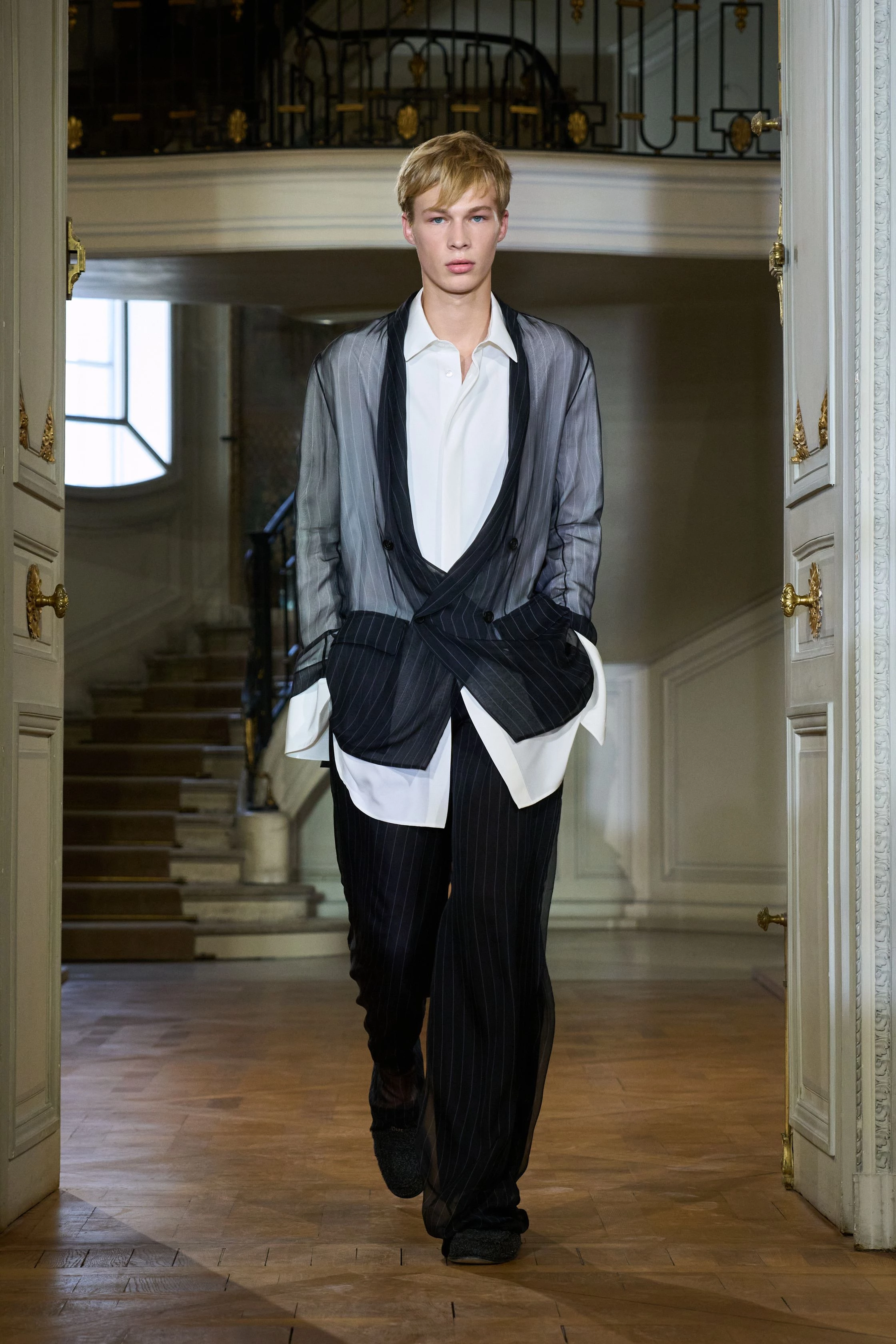 Dior Sleepover: Jonathan Anderson Unveils the Year's Most Talked-About Men's Collection0