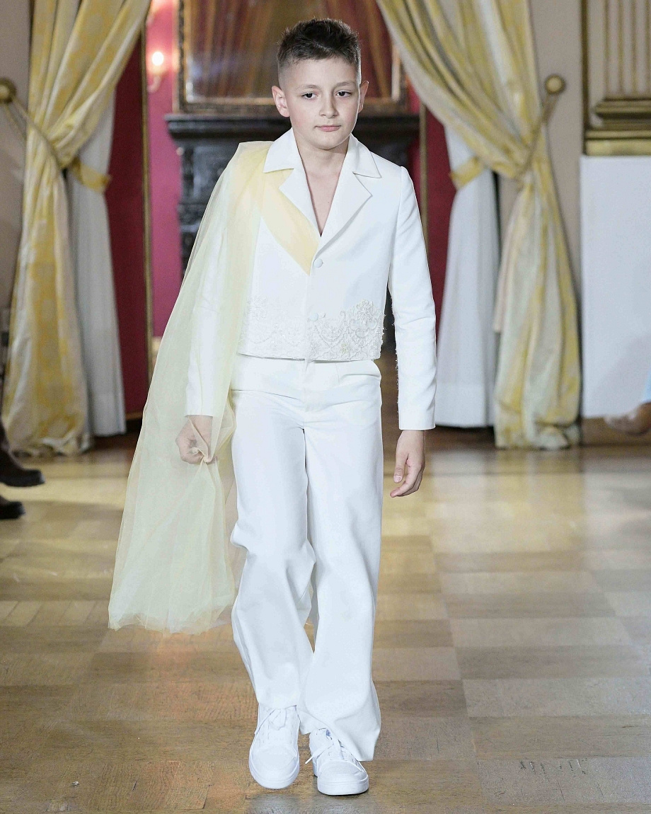 Римські Дні Моди: світові разробники одягу показали свої новітні haute couture добірки36