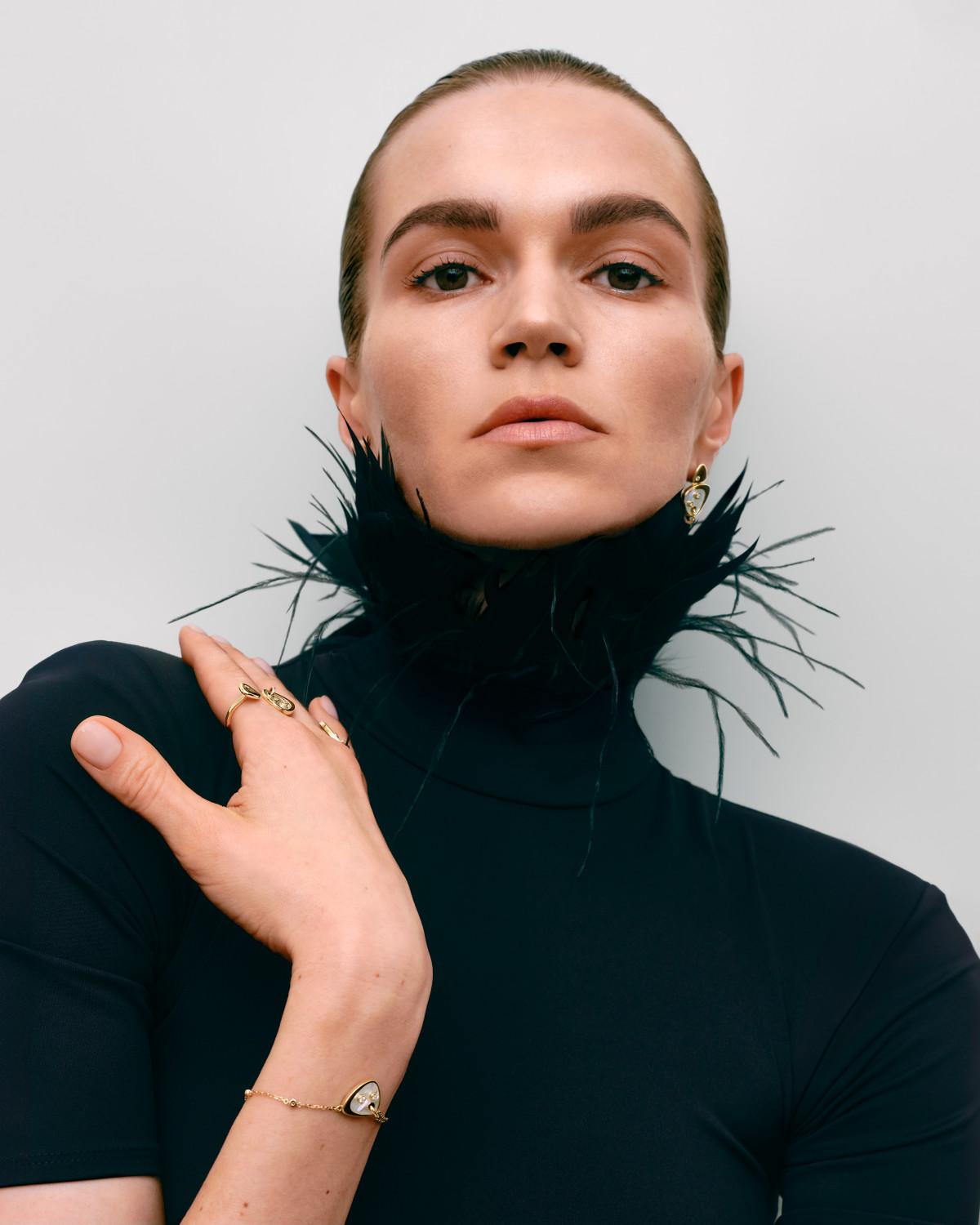 Balletcore, перли та перламутр: огляд нової ювелірної колекції SOVA3