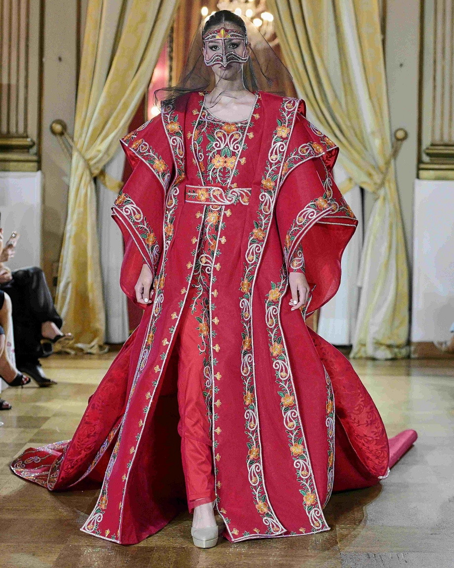 Римські Дні Моди: світові разробники одягу показали свої новітні haute couture добірки3