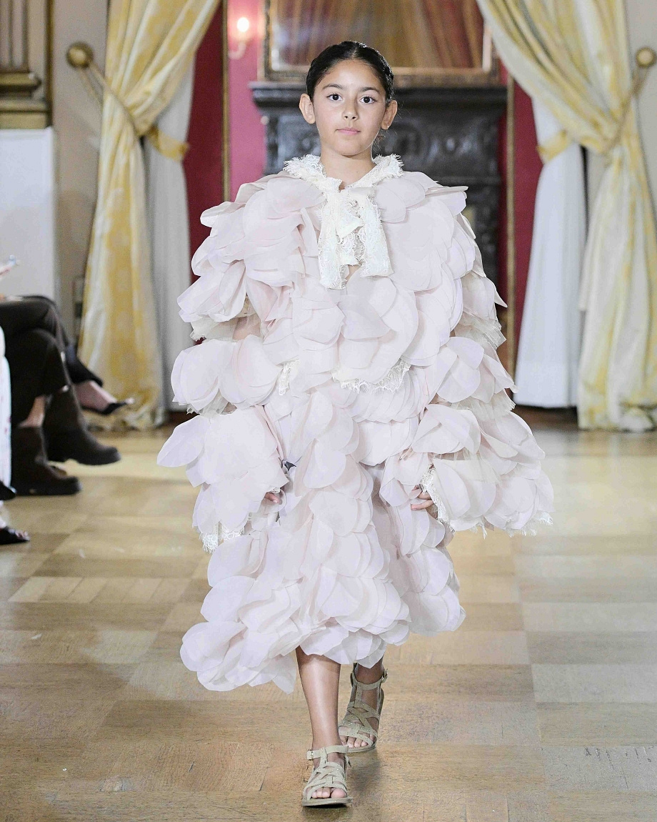 Римські Дні Моди: світові разробники одягу показали свої новітні haute couture добірки69