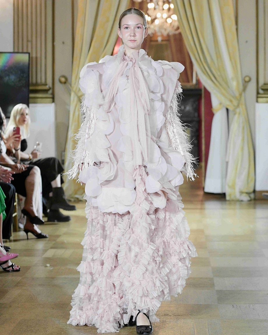 Римські Дні Моди: світові разробники одягу показали свої новітні haute couture добірки76