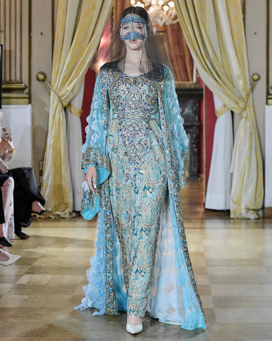 Римські Дні Моди: світові разробники одягу показали свої новітні haute couture добірки16