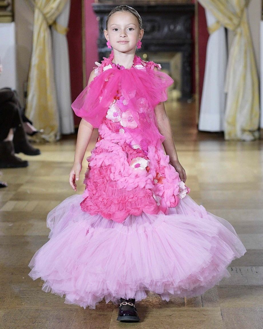 Римські Дні Моди: світові разробники одягу показали свої новітні haute couture добірки63