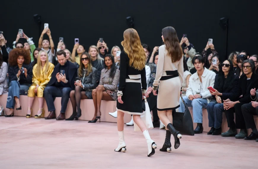 Після Chanel всі говорять про ці чоботи: підбір-куля стане головним трендом осені&hellip;