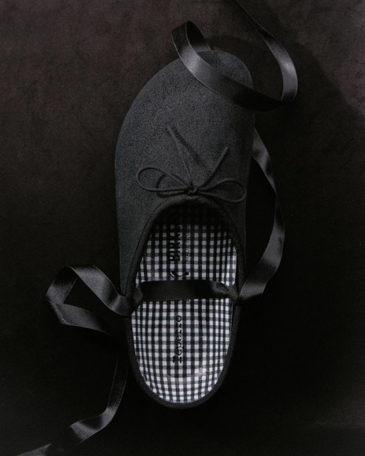Balletcore буде жити: найочікуваніша літня співпраця Repetto × Birkenstock5