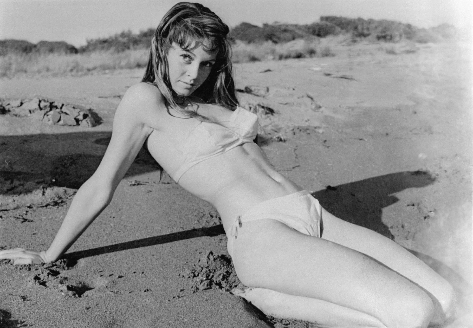 18 фотографій юної Бріжит Бардо, що навіюють бажання поїхати у відпустку3