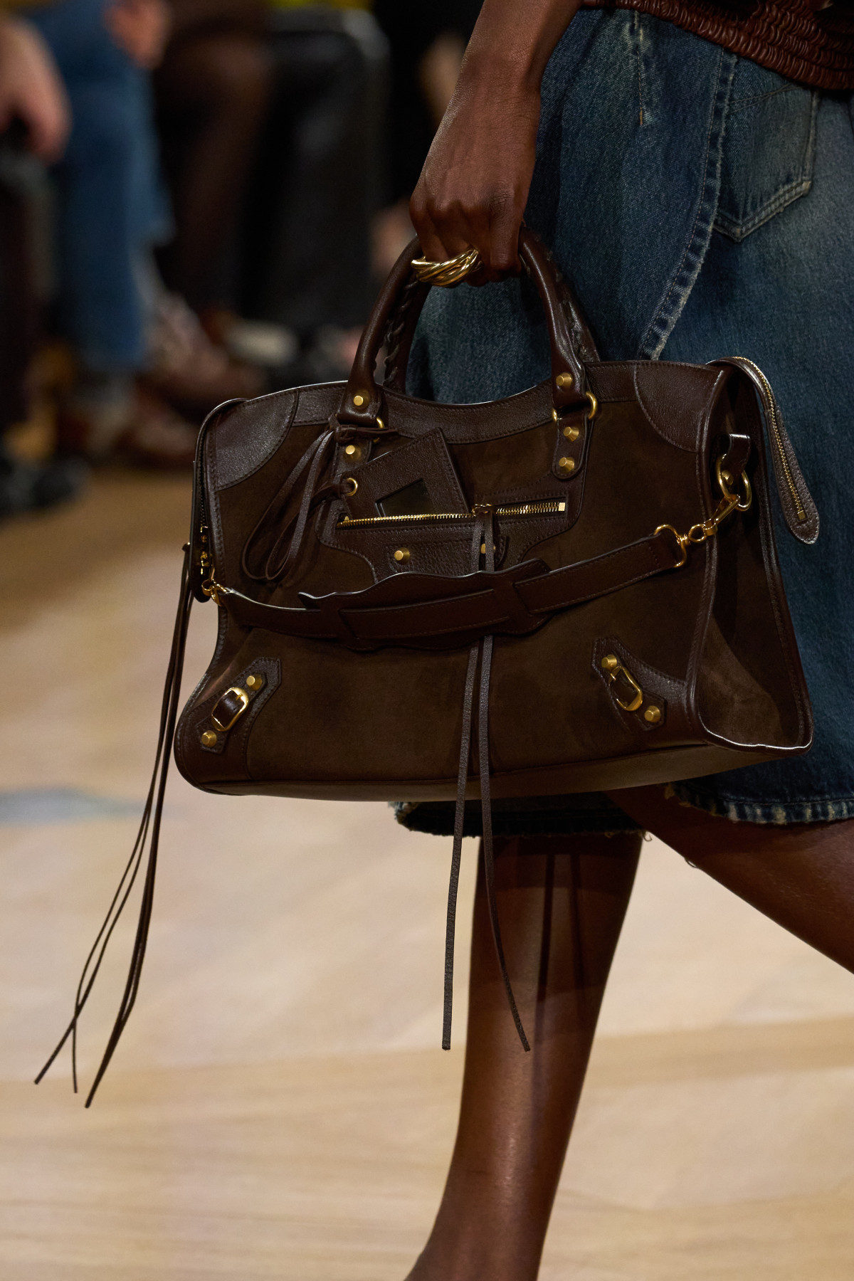 Історія культової сумки Balenciaga City Bag, переосмисленої П'єрпаоло Піччолі, подорож у минуле6