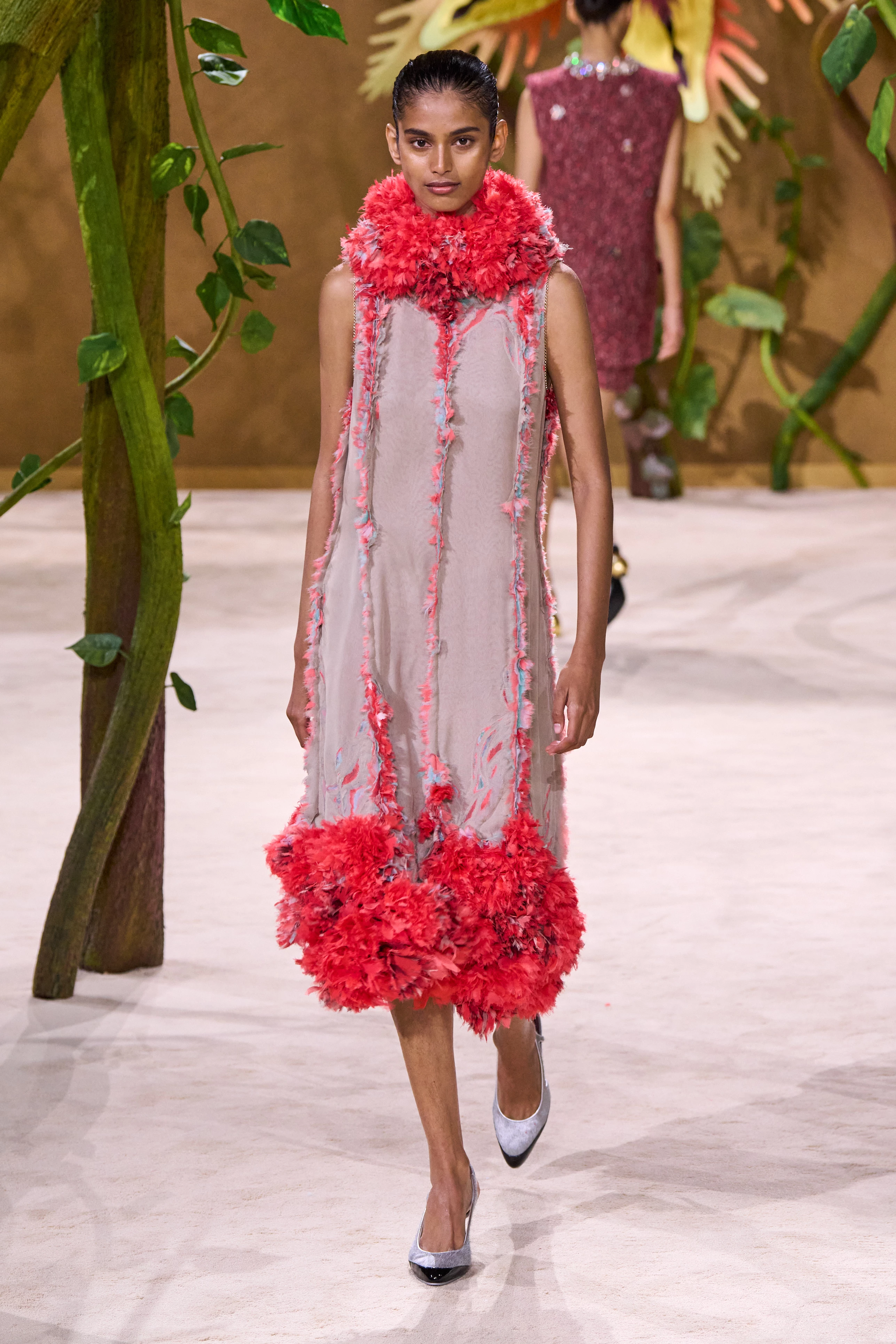 Запрошення у світ казки: осіння колекція Chanel Couture 2026/275