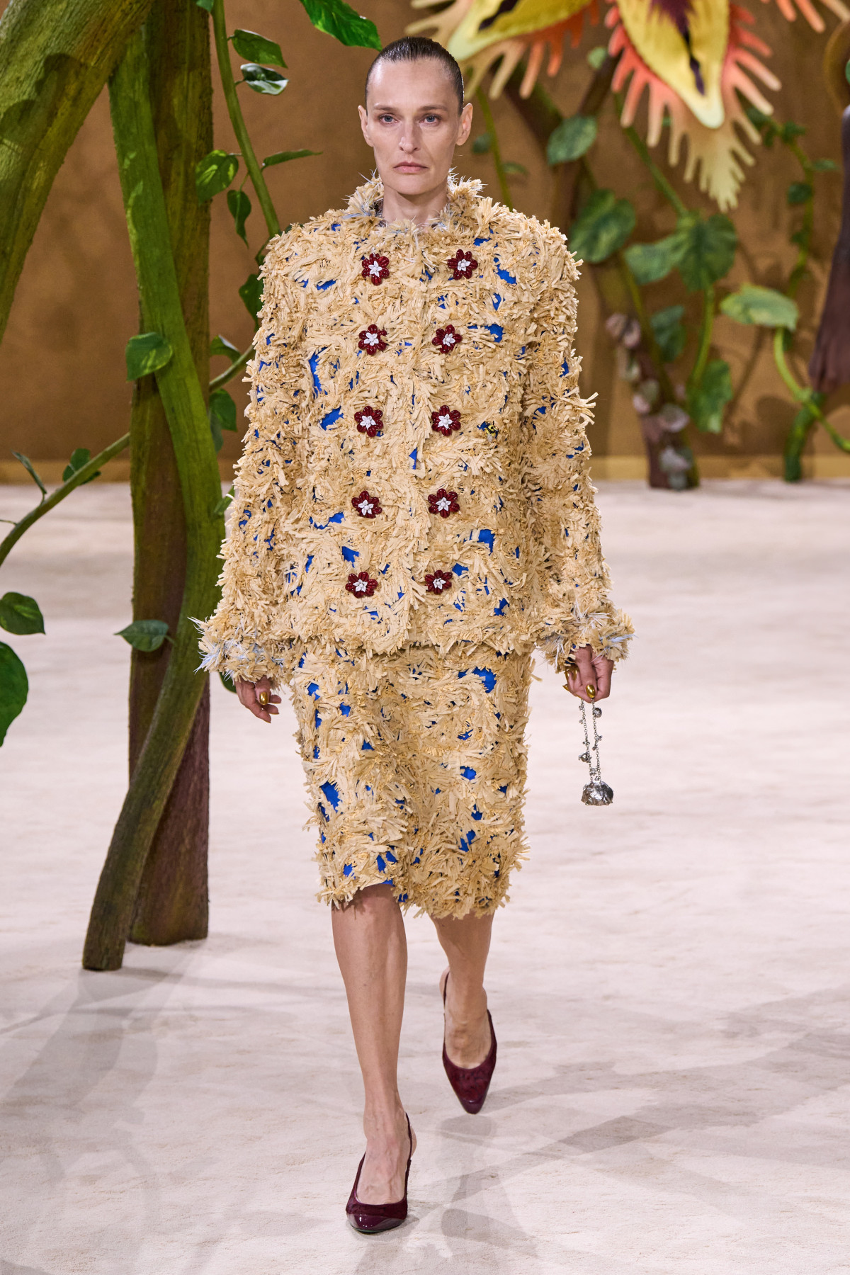 Як подіум Chanel став країною чудес: чарівна колекція високої моди осінь-зима — 2026/277
