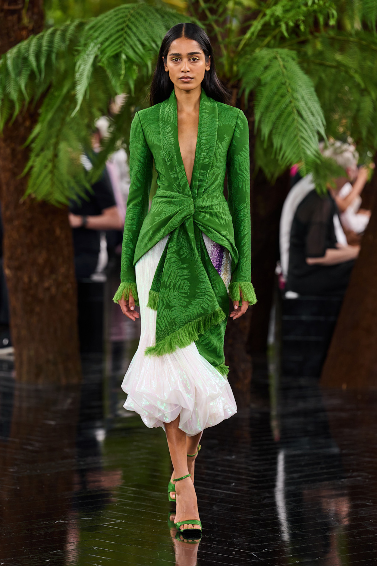 Екзотичний сад на високій моді Christian Dior27