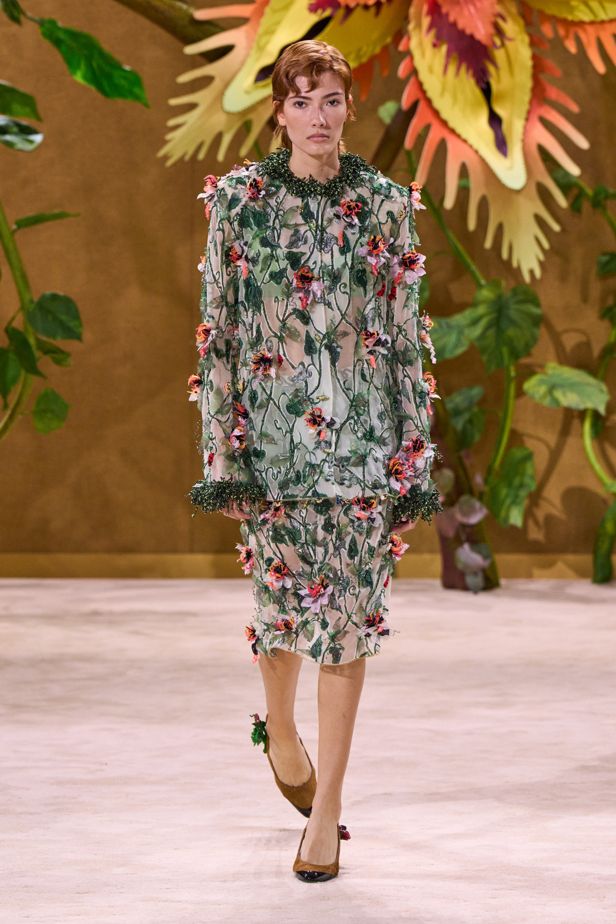 Як подіум Chanel став країною чудес: чарівна колекція високої моди осінь-зима — 2026/272