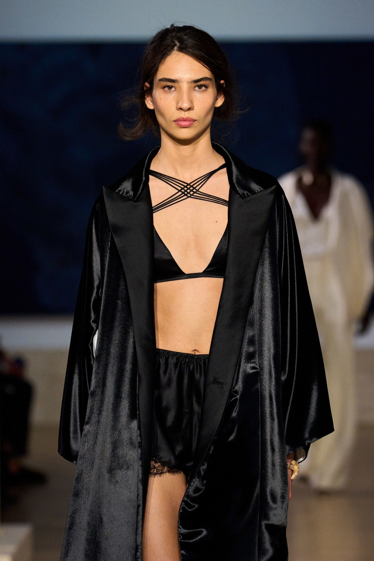 Fendi's Quiet Couture by Maria Grazia Chiuri: She Does What She Does Best9