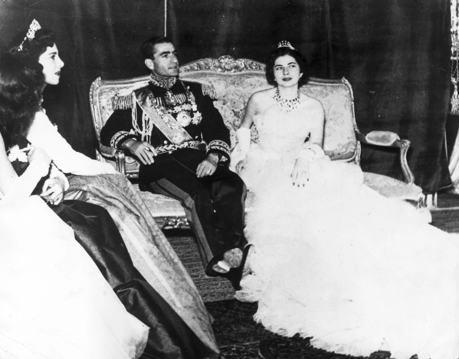 9 знакових вінчальних нарядів від Dior, що стали історією1