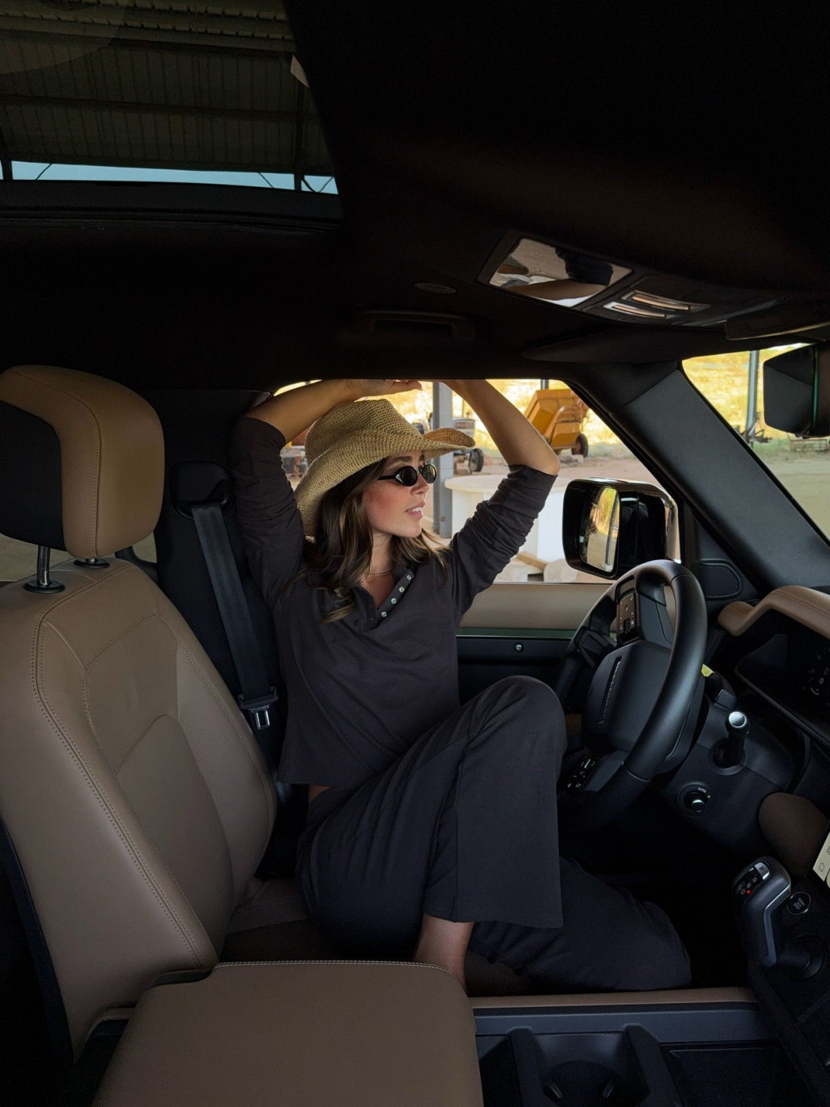 Літні аксесуари для голови, що обирають стильні жінки21