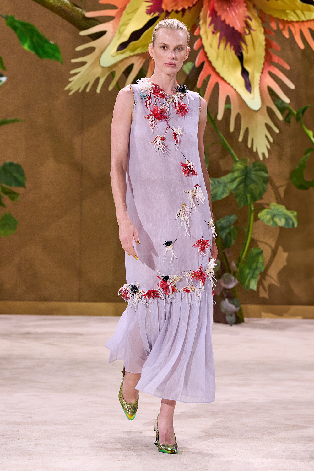 Як подіум Chanel став країною чудес: чарівна колекція високої моди осінь-зима — 2026/2762