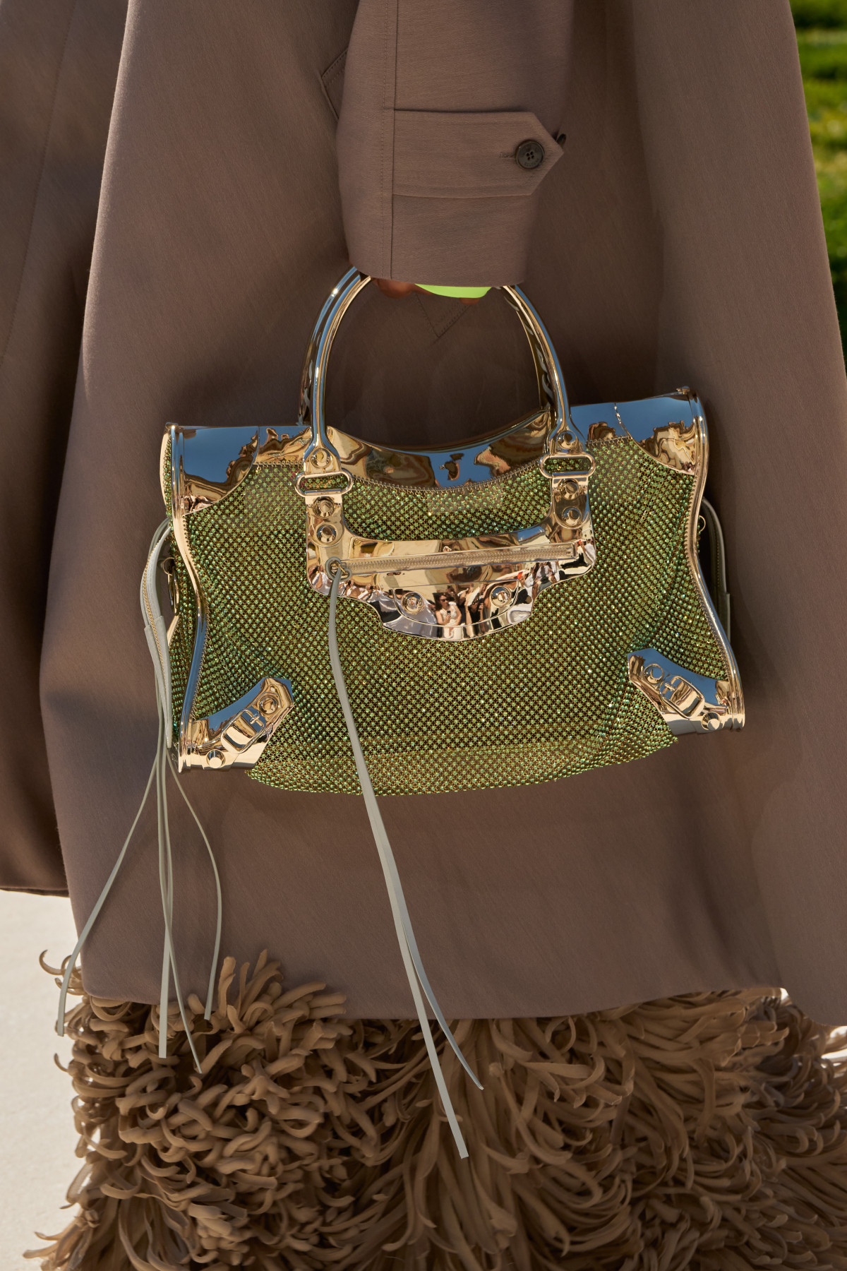 Історія культової сумки Balenciaga City Bag, переосмисленої П'єрпаоло Піччолі, подорож у минуле8