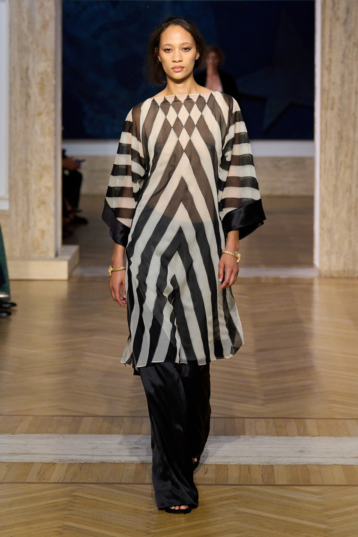 Fendi's Quiet Couture by Maria Grazia Chiuri: She Does What She Does Best5