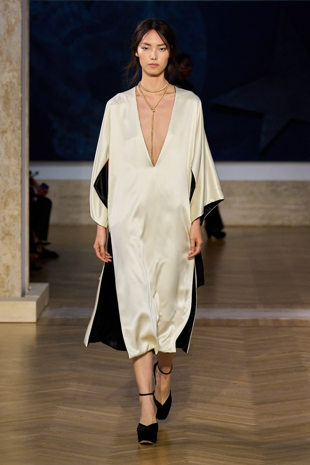 Fendi's Quiet Couture by Maria Grazia Chiuri: She Does What She Does Best7