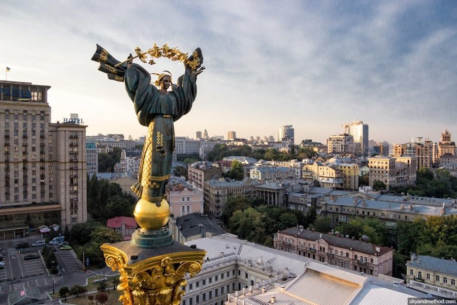 Юрій Щербак: "Штати вирішили зробити ставку на Леоніда Кучму, якого вважали прагматиком"1