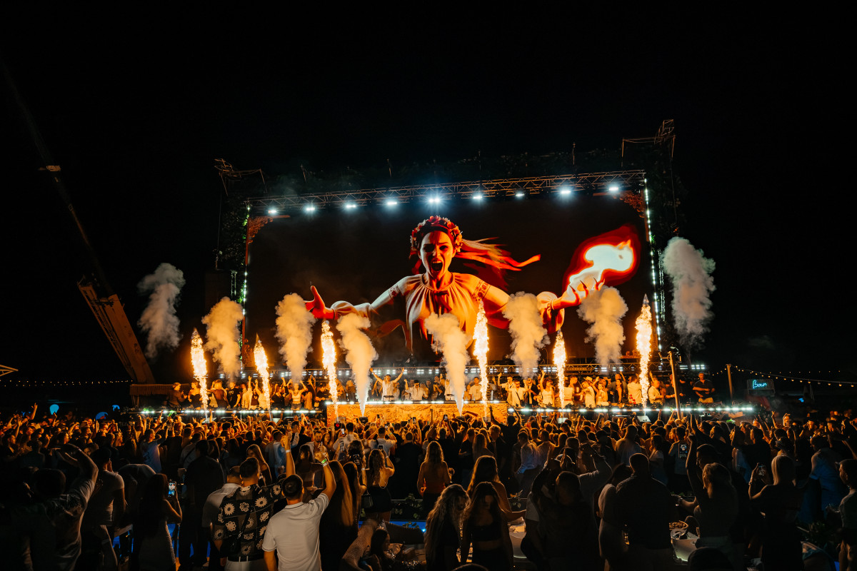S.V.E.T. «Пробудження епох»: останній open-air в Києві пройде у форматі великого аудіовізуального шоу5