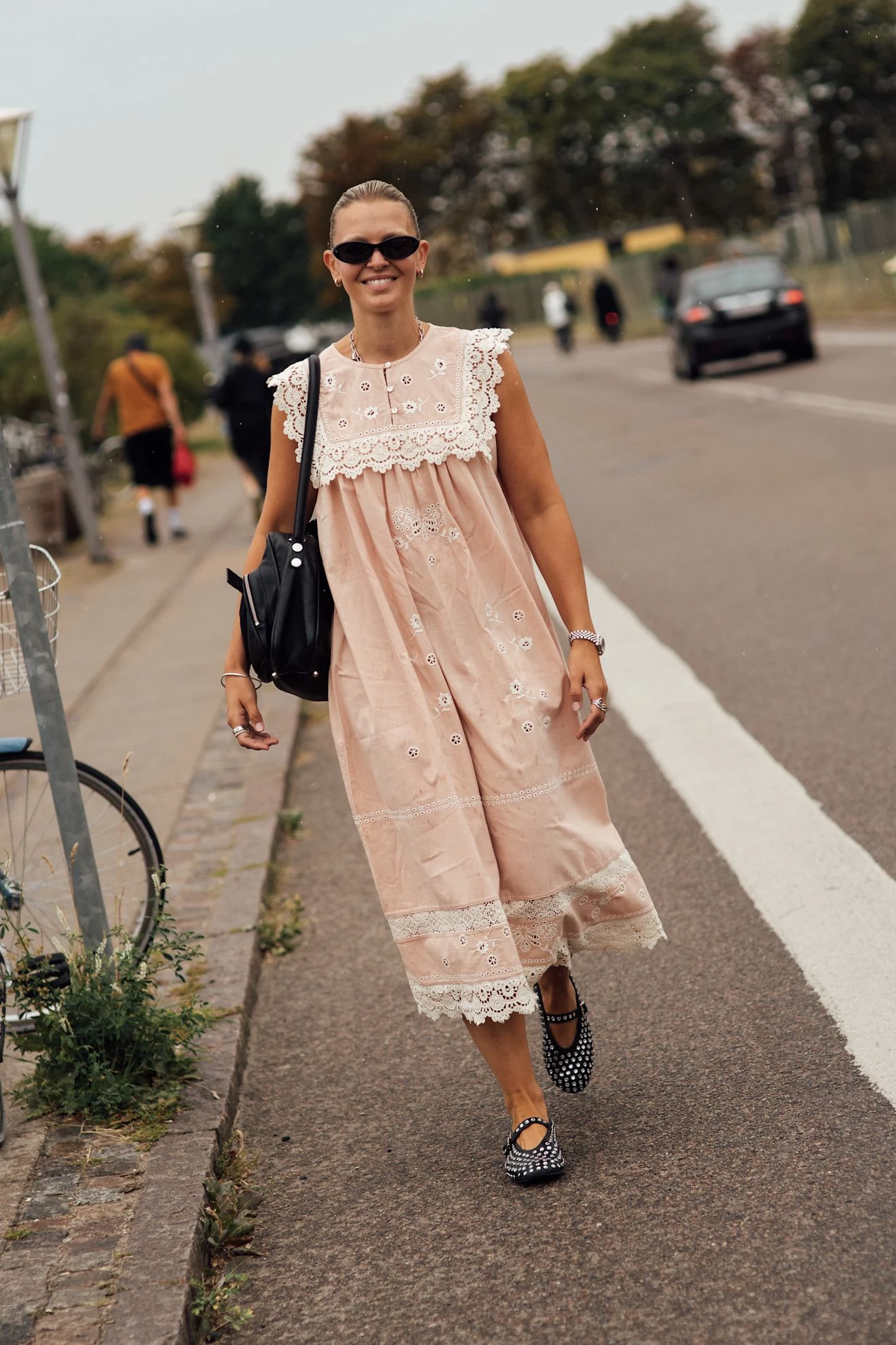 Streetstyle: 7 стильних поєднань суконь зі взуттям0