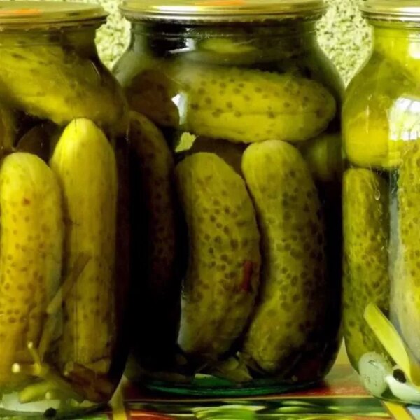 Мариновані огірки без оцту: рецепт хрусткої закуски