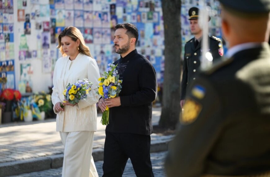 Олена Зеленська підкреслила незалежність образом від LITKOVSKA