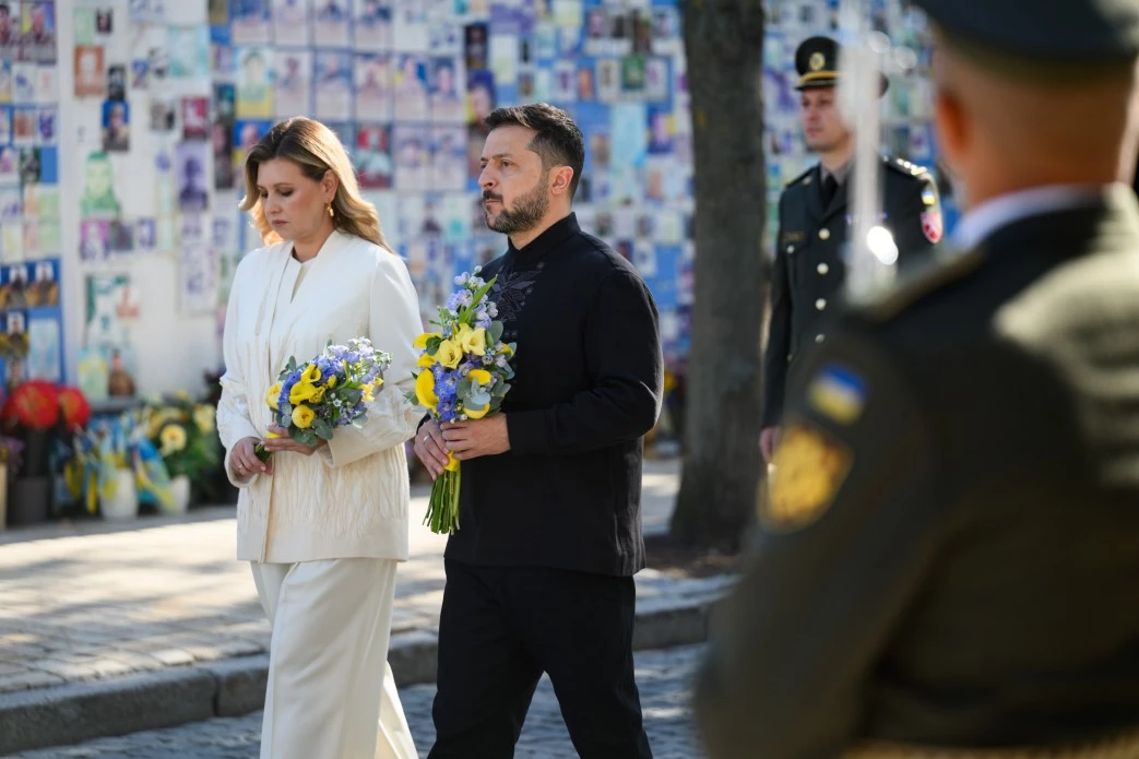 Олена Зеленська з'явилася в образі LITKOVSKA на урочистостях до Дня Незалежності України0