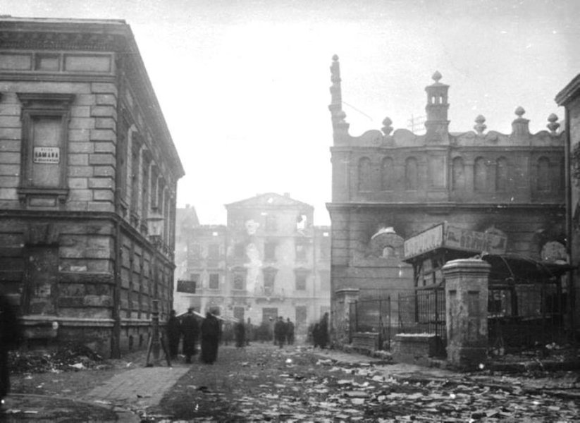 Оповідь про листопадовий погром 1918 року. Реконструкція подій у книзі Ґжеґожа Ґаудена1