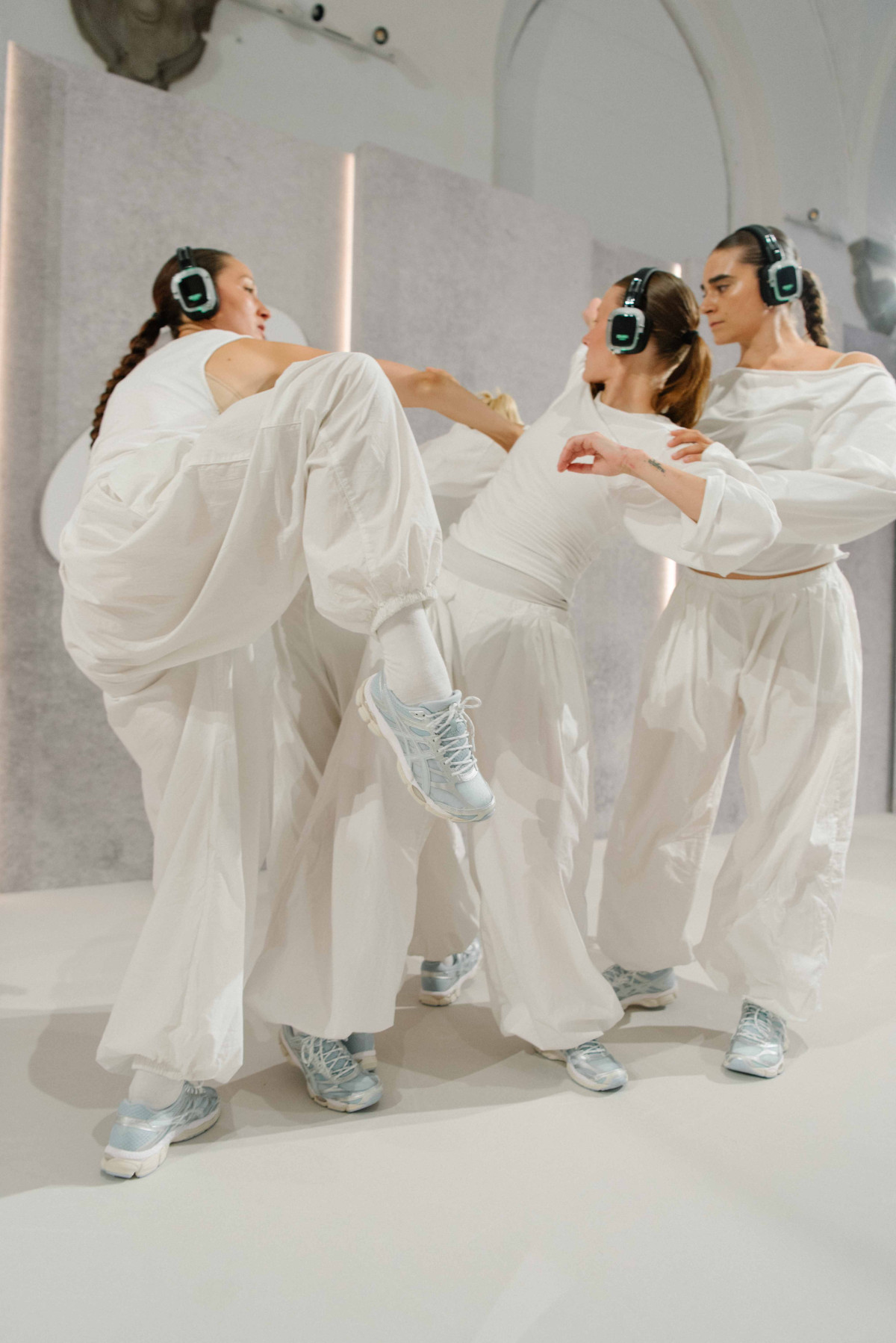 ASICS SportStyle презентували нову колекцію крізь призму жіночого циклу4