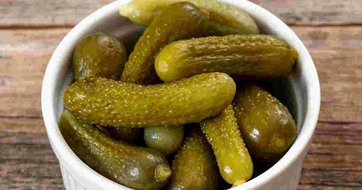 Як заквасити огірки