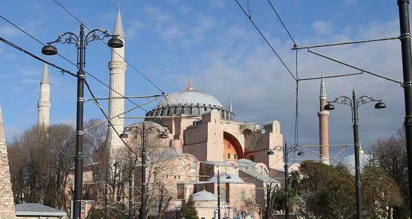 Бетонні ідоли СРСР: Як меморіали Червоній армії стають свідками війни за незалежність44