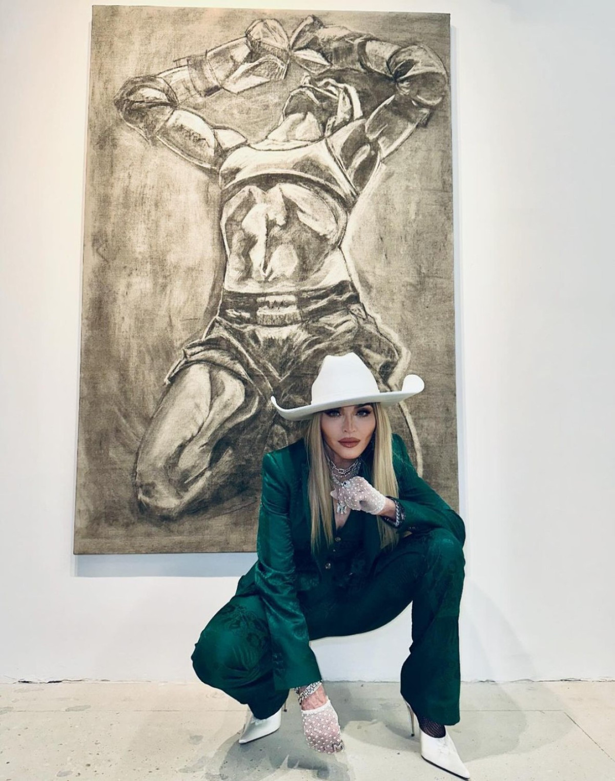 Коротка історія української моди: як розвивалася fashio12