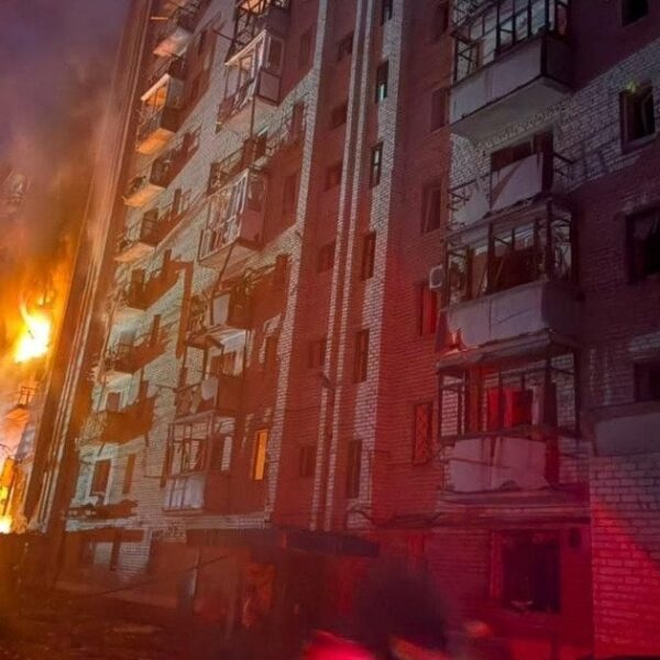 Росія вдарила по житловому будинку в Краматорську: є загиблий і понад 20 постраждалих