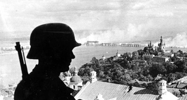 5 причин чому варто прочитати "Бруд війни. Солдати на полі бою у Другій світовій" Мері Луїзи Робертс7