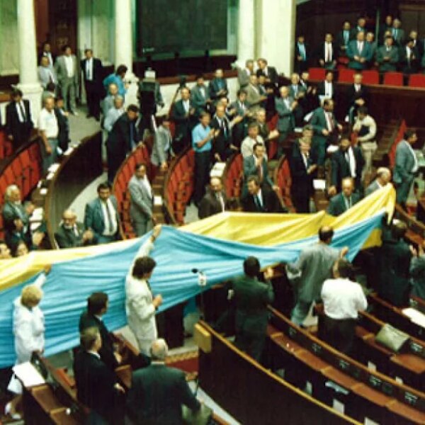 35 років Незалежності: від права бути собою до права будувати майбутнє