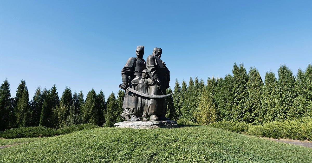 Храм, зведений на кістках0