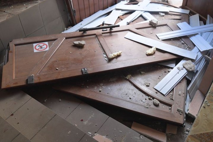 У Житомирі відновлюють обласну бібліотеку для дітей та юнацтва після удару рф3